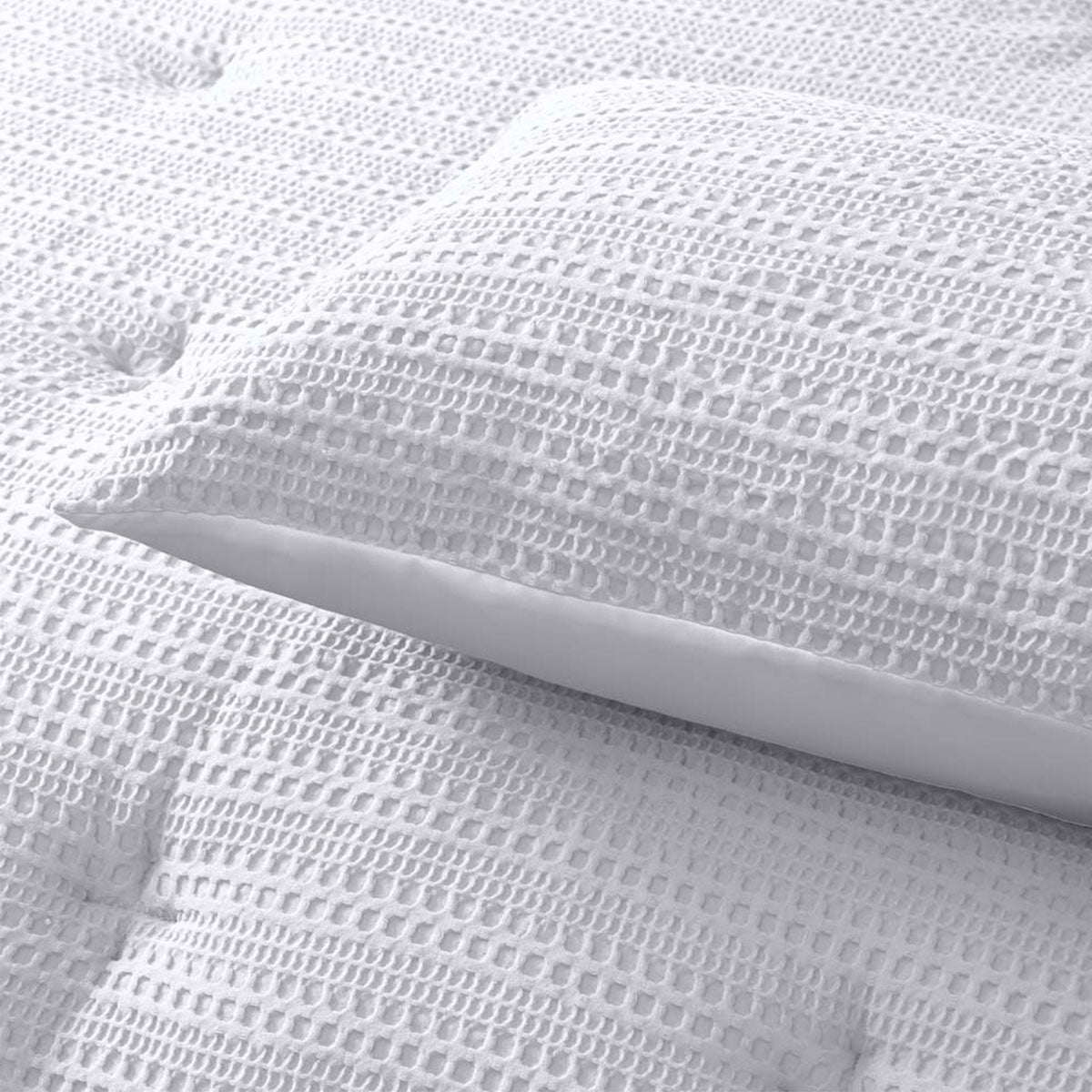 White Waffle | 3 Piece Comforter Set | King