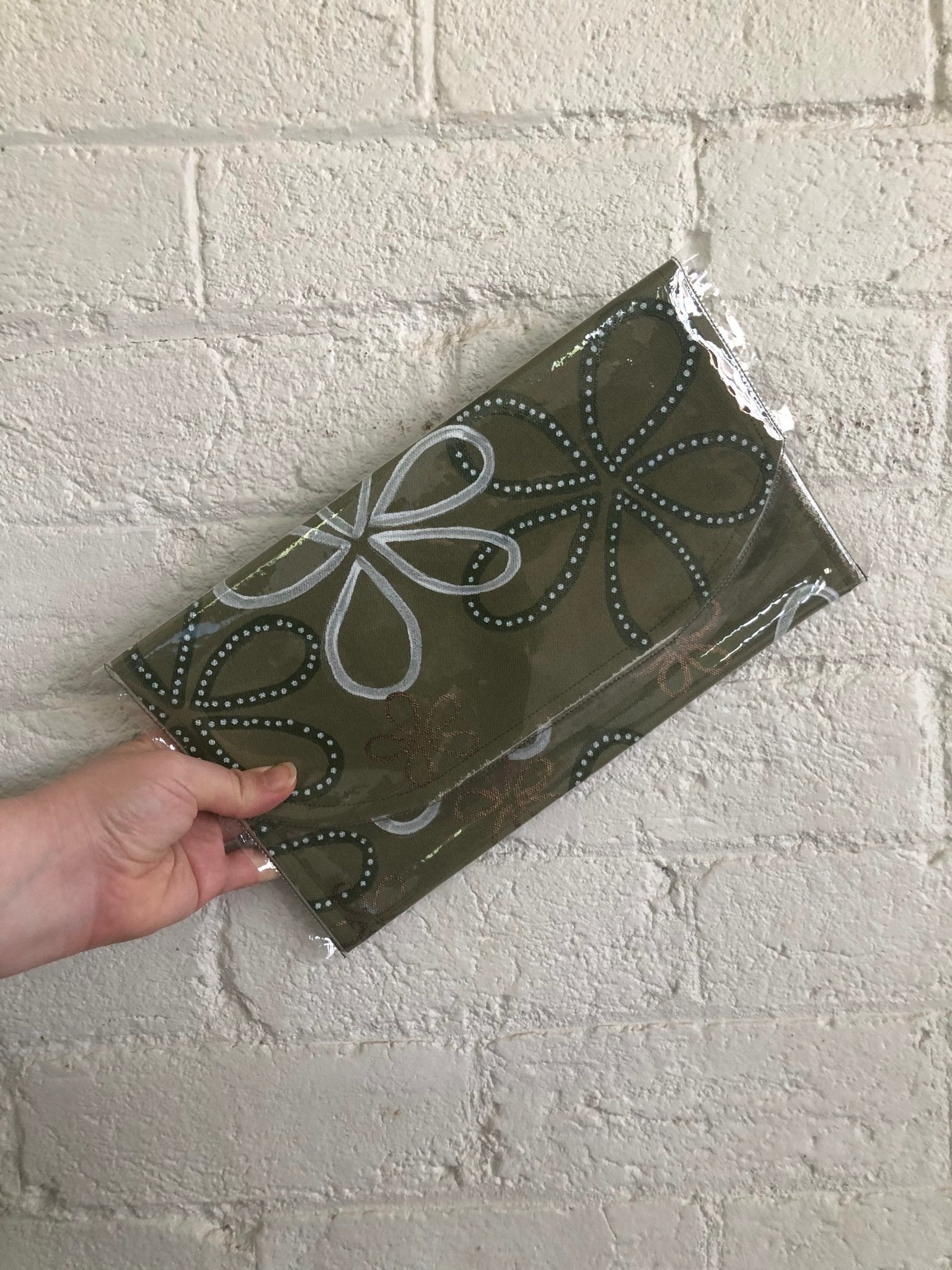 Clutch Purse - Olive Floral-The Mountain Merchant